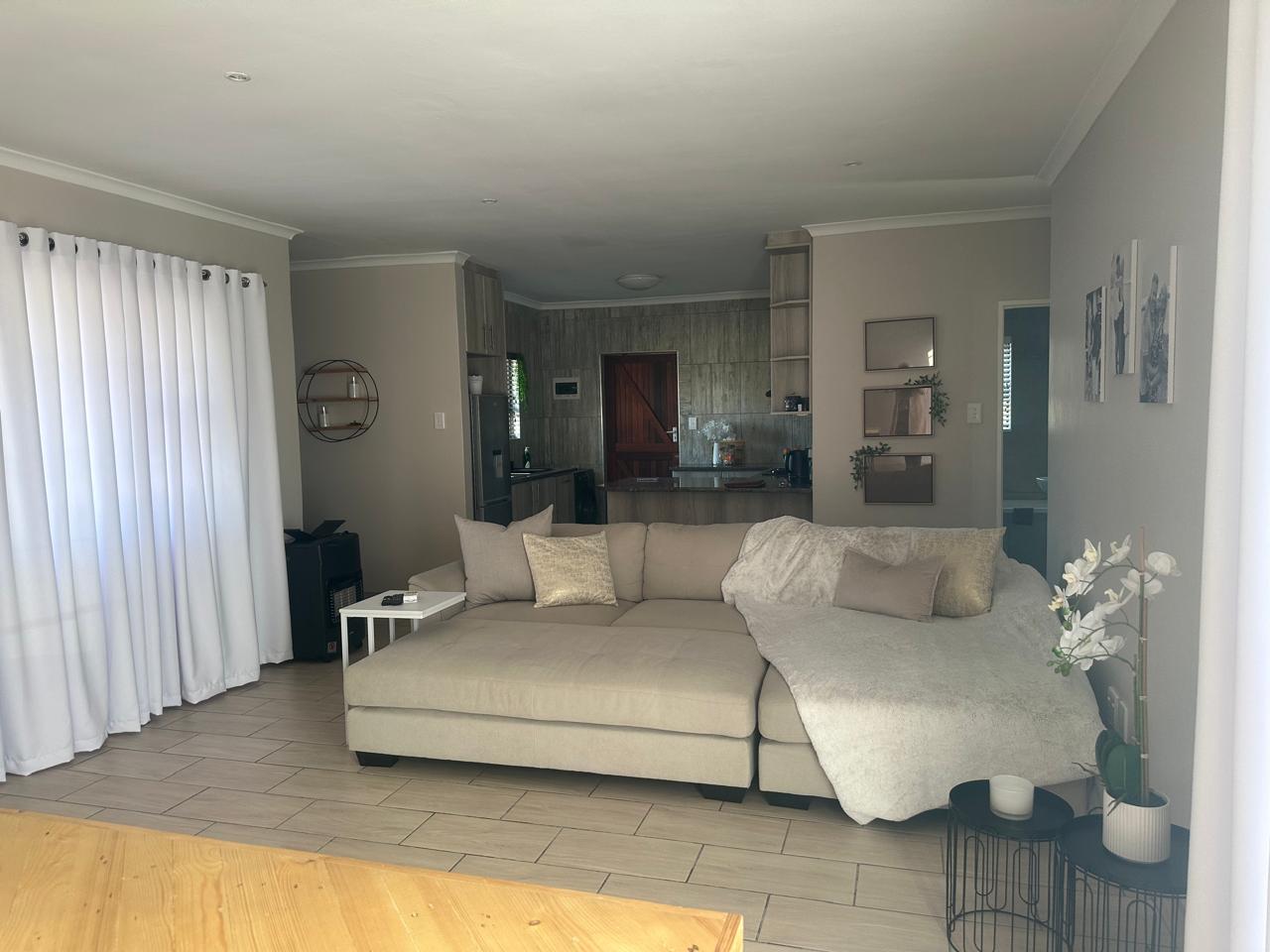 2 Bedroom Property for Sale in Windsor Park Eastern Cape